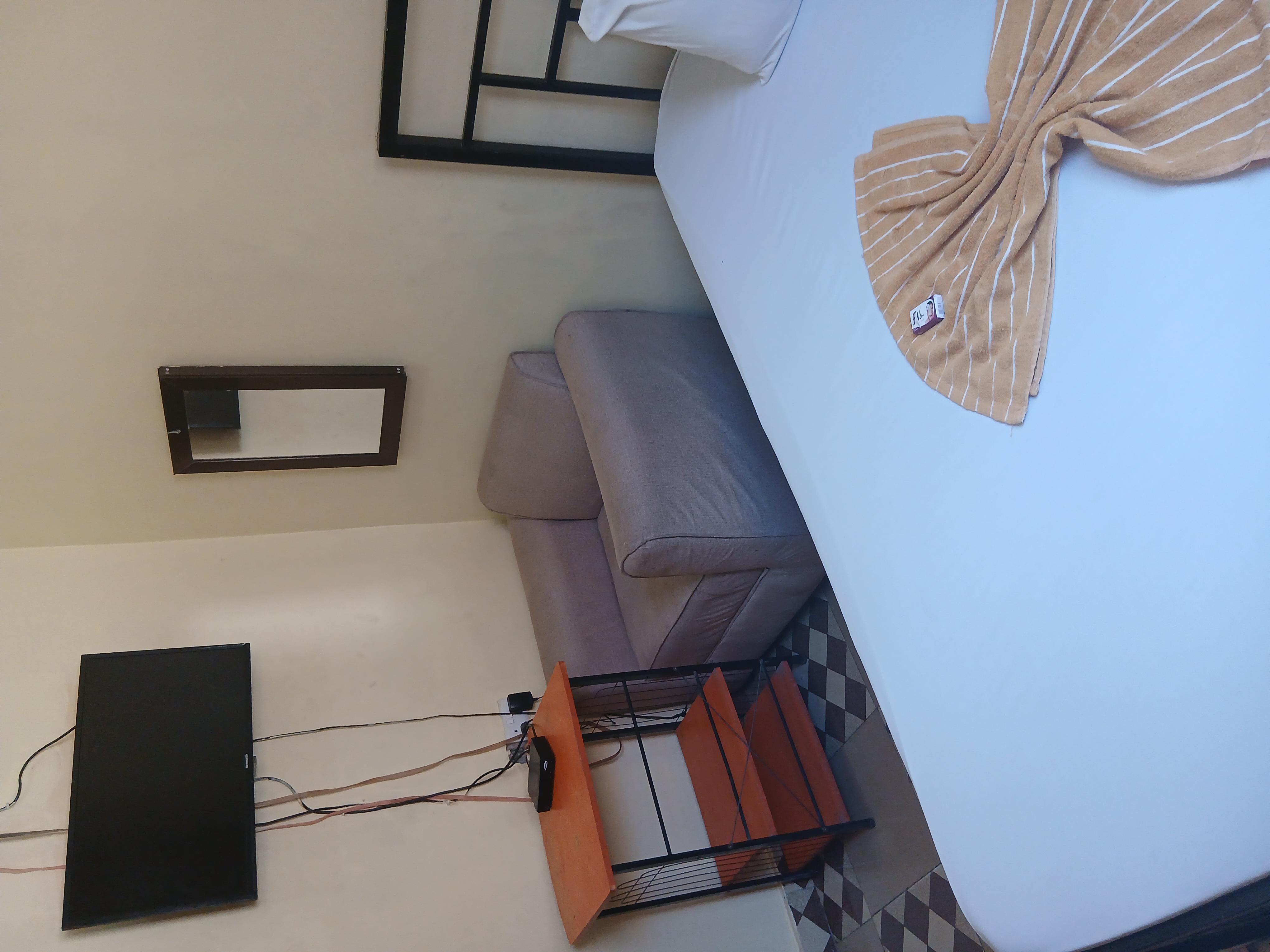 Room 03
