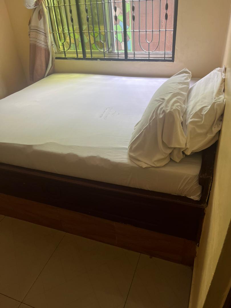 ROOM 01